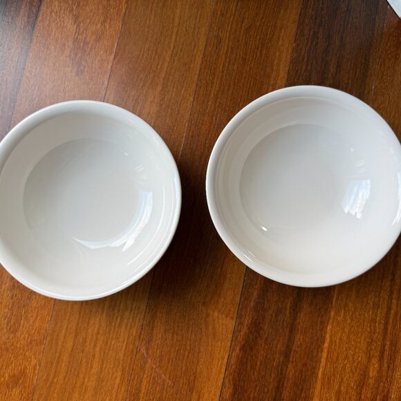 Two (2) Vintage Pfaltzgraff Filigree cereal / fruit / dessert bowls - Picture 4 of 5